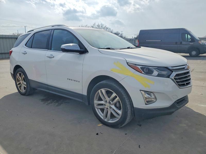Photo 4 from auction – 2018 CHEVROLET EQUINOX PR with VIN 2GNAXVEV2J6103681