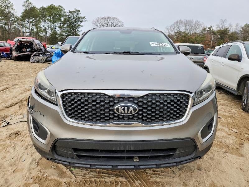 Photo 5 from auction – 2017 KIA SORENTO LX with VIN 5XYPG4A30HG255330