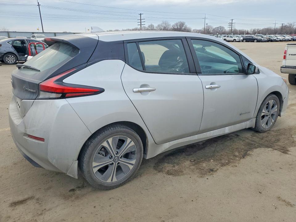 Photo 3 from auction – 2018 NISSAN LEAF with VIN 1N4AZ1CP9JC301722