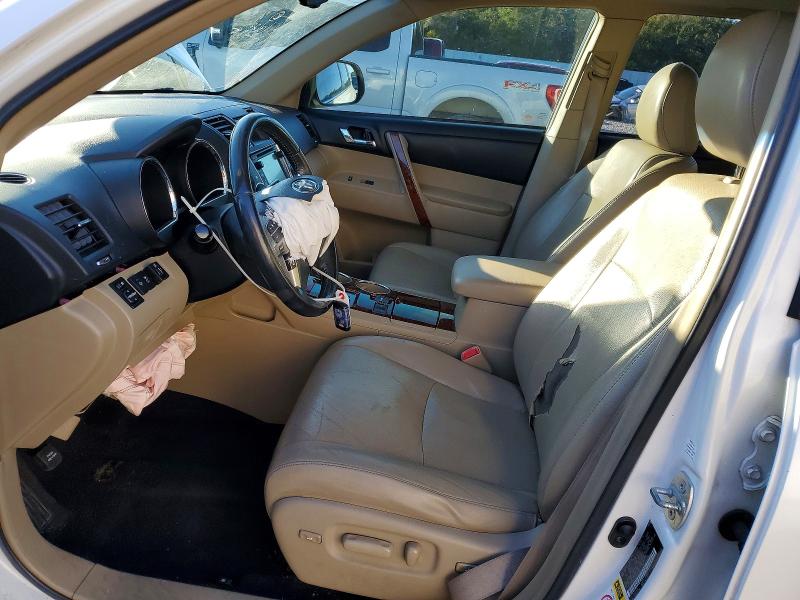 Photo 7 from auction – 2013 TOYOTA HIGHLANDER with VIN 5TDYK3EH1DS120020