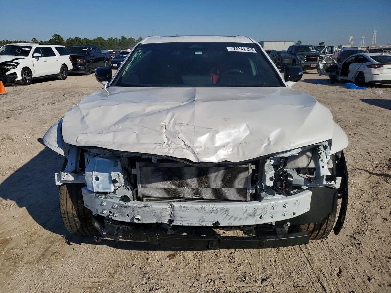 Снимка 5 от търг – 2024 ACURA ZDX с VIN 4W5KHMRKXRZ504189