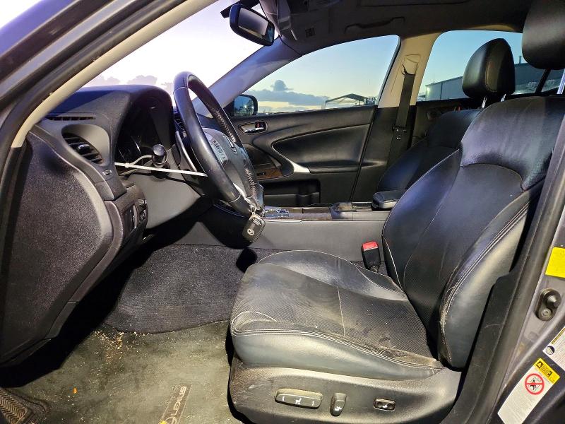 Photo 7 from auction – 2012 LEXUS IS with VIN JTHBF5C29C5171806