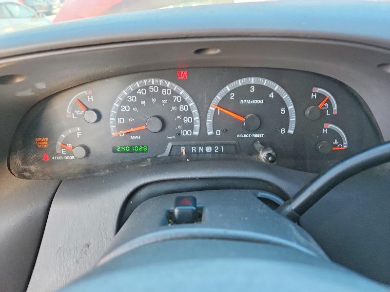 Photo 9 from auction – 2002 FORD F150 with VIN 1FTRW08LX2KA71931