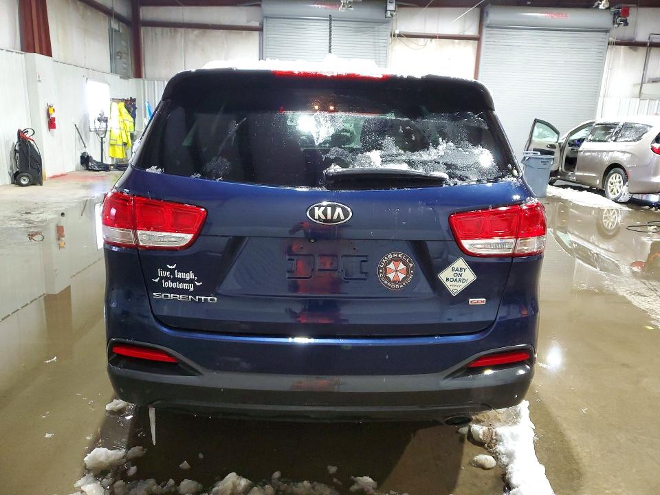 Photo 6 from auction – 2016 KIA SORENTO LX with VIN 5XYPGDA34GG095032