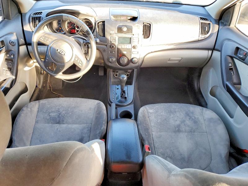 Photo 8 from auction – 2010 KIA FORTE with VIN KNAFU4A20A5810543