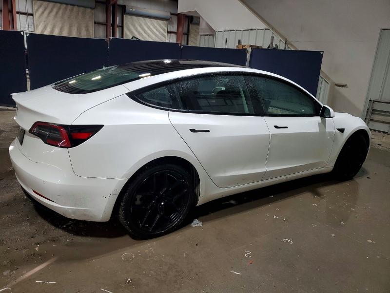 Photo 3 from auction – 2022 TESLA MODEL 3 with VIN 5YJ3E1EA7NF370862