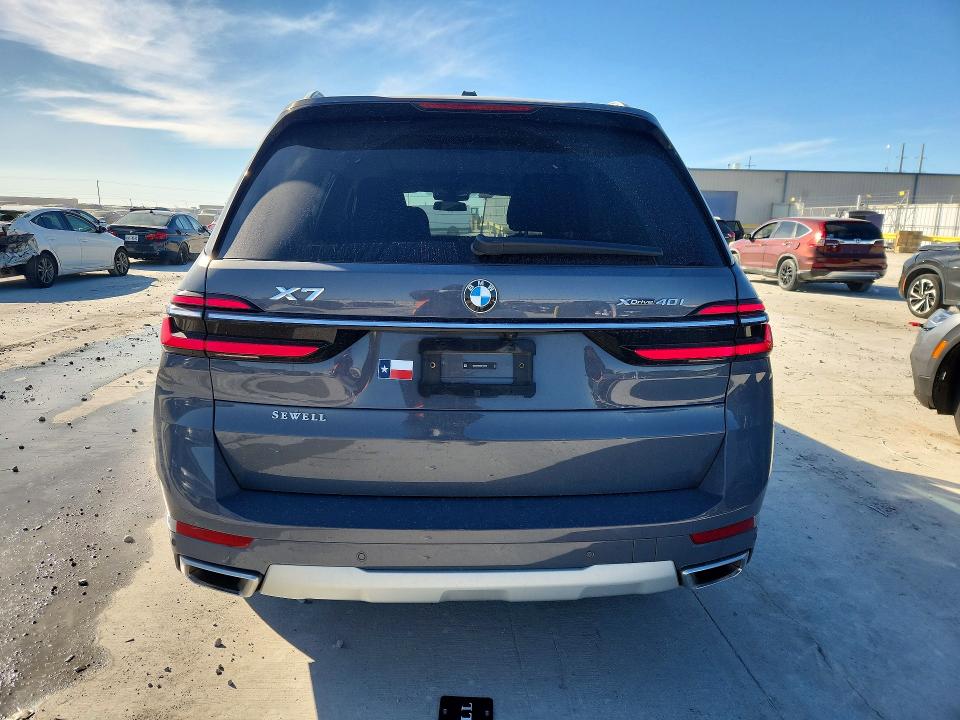 Photo 6 from auction – 2025 BMW X7 with VIN 5UX23EM00S9Y64230