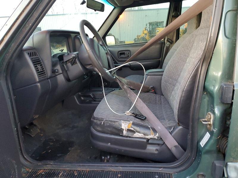 Photo 7 from auction – 2000 JEEP CHEROKEE S with VIN 1J4FF48S5YL216047