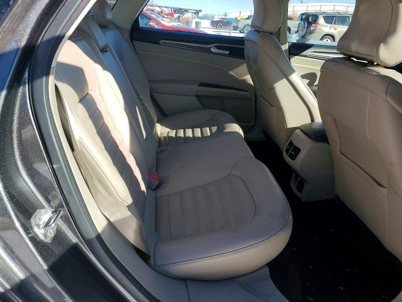 Photo 10 from auction – 2017 FORD FUSION with VIN 3FA6P0PU7HR208425