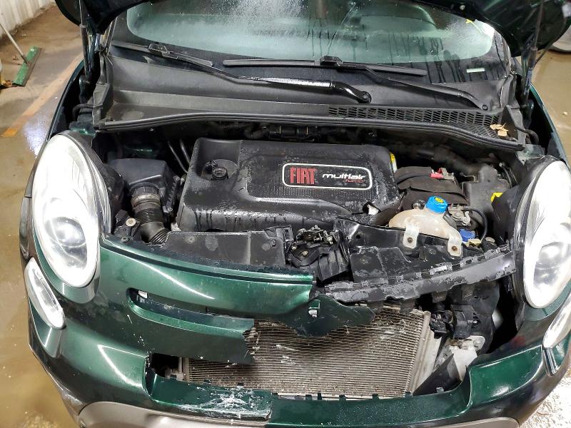 Photo 11 from auction – 2014 FIAT 500L TREKK with VIN ZFBCFADH2EZ017647