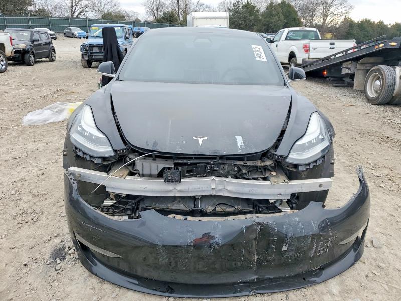 Photo 5 from auction – 2019 TESLA MODEL 3 with VIN 5YJ3E1EB1KF390660