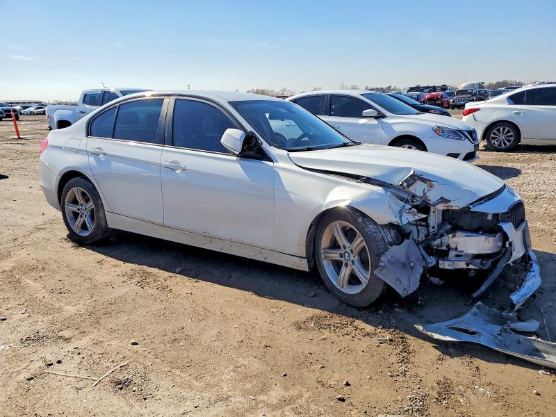 Photo 4 from auction – 2014 BMW 328 with VIN WBA3C1C5XEK116266