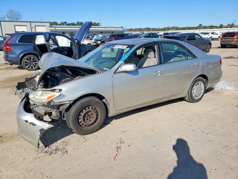 TOYOTA CAMRY 2004 with VIN 4T1BE32K14U303826 - Photo from auction