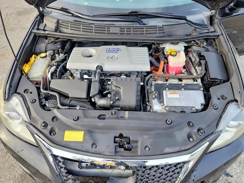 Photo 11 from auction – 2013 LEXUS CT 200 with VIN JTHKD5BH5D2127011