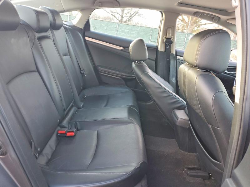 Photo 10 from auction – 2017 HONDA CIVIC with VIN 2HGFC1F79HH649879