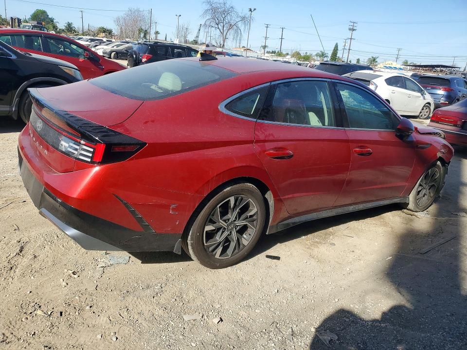 Photo 3 from auction – 2024 HYUNDAI SONATA with VIN KMHL64JA5RA368610