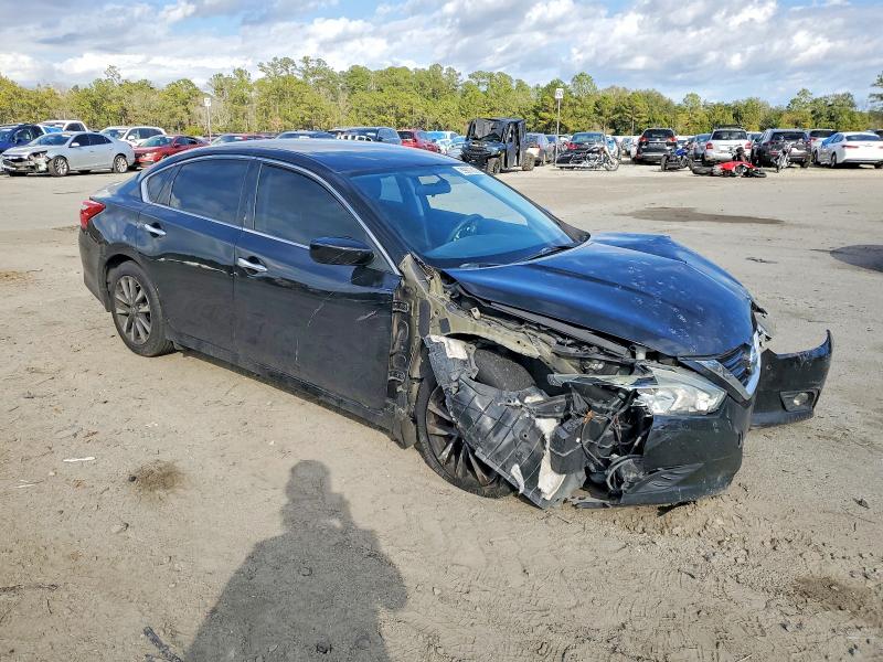 Photo 4 from auction – 2017 NISSAN ALTIMA 2.5 with VIN 1N4AL3AP3HC235355