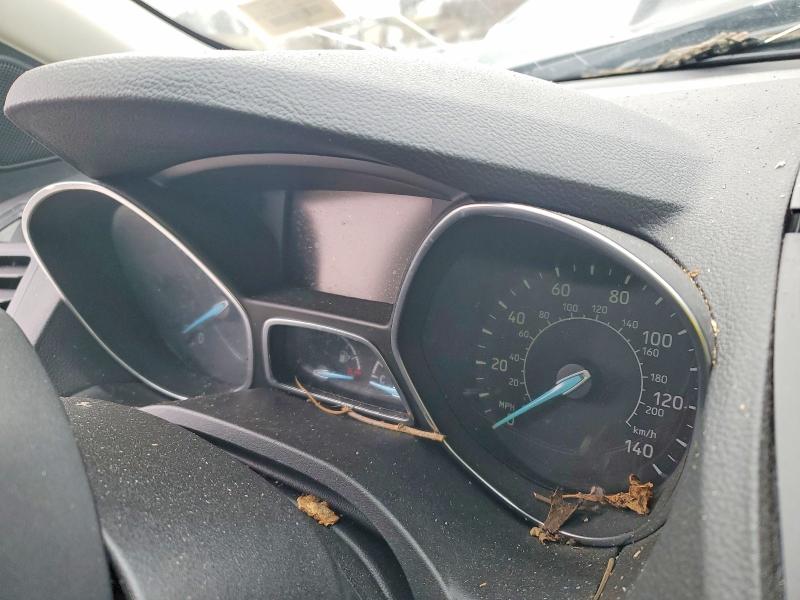Photo 9 from auction – 2019 FORD ESCAPE SE with VIN 1FMCU9GD4KUC21283