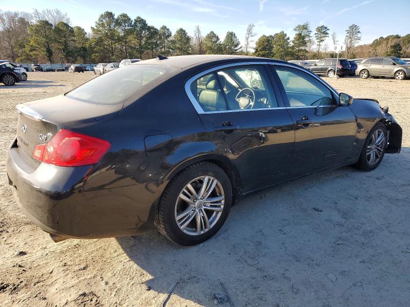 Photo 3 from auction – 2015 INFINITI Q40 with VIN JN1CV6AR4FM650937