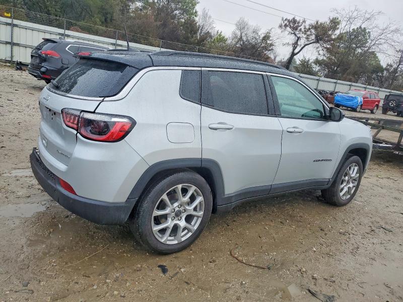 Photo 3 from auction – 2025 JEEP COMPASS LI with VIN 3C4NJDCN6ST513373