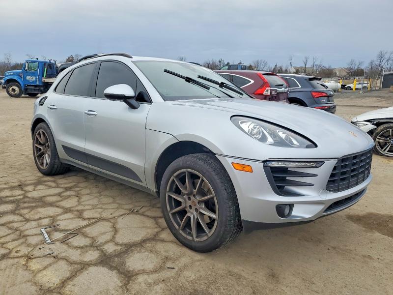 Photo 4 from auction – 2017 PORSCHE MACAN with VIN WP1AA2A54HLB04278