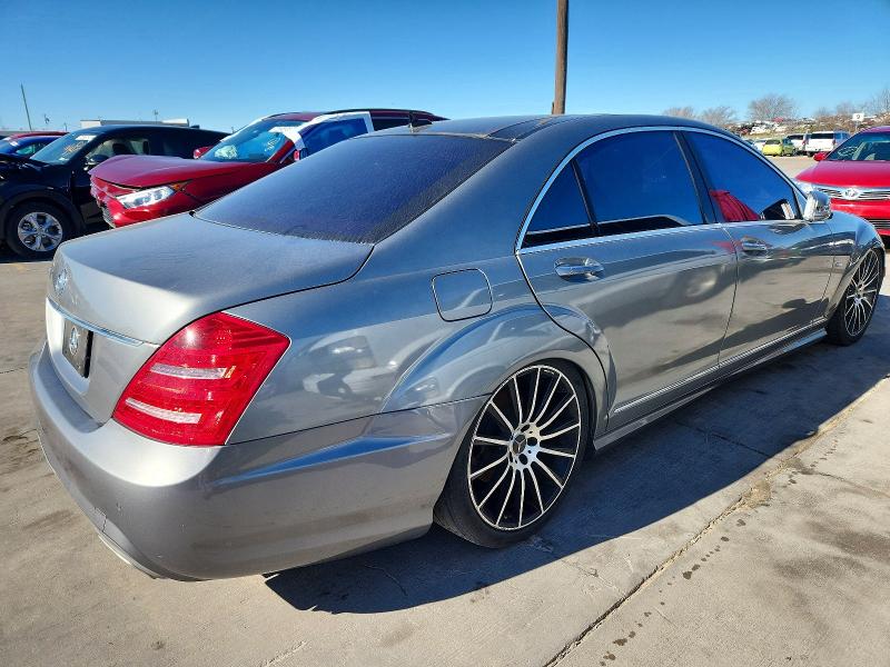 Photo 3 from auction – 2012 MERCEDES-BENZ S 550 with VIN WDDNG7DB3CA487544