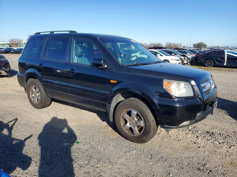 Photo 4 from auction – 2006 HONDA PILOT EX with VIN 2HKYF18586H536875
