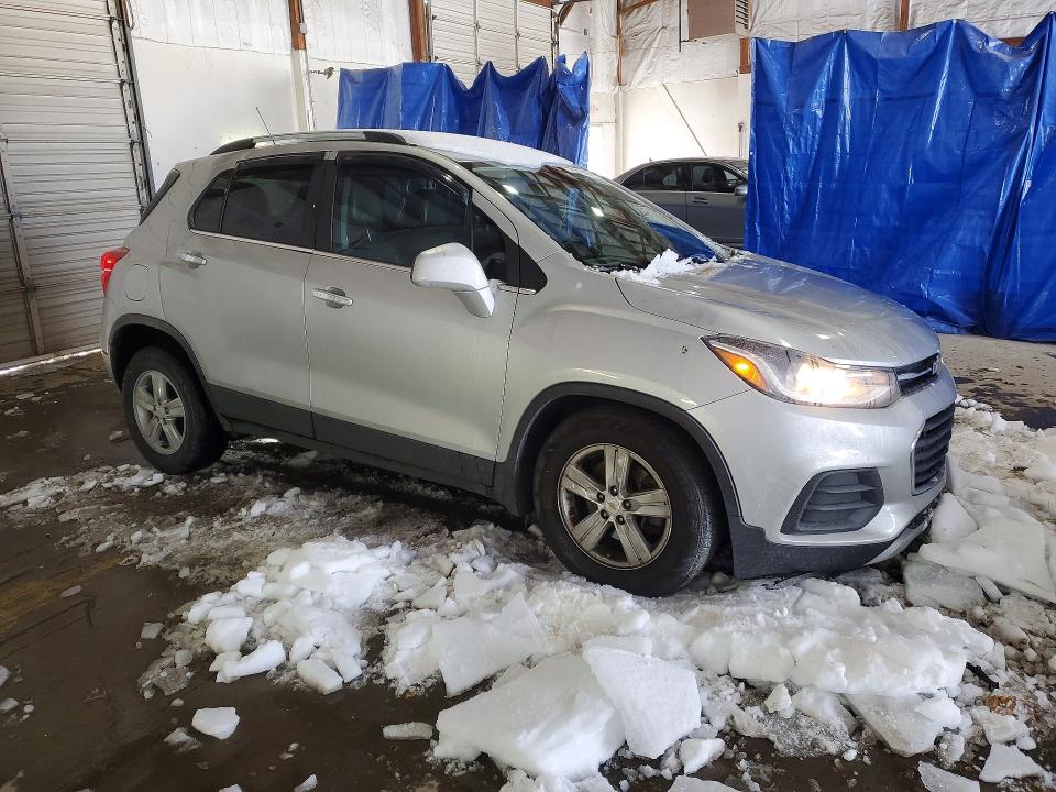 Zdjęcie 4 z aukcji – 2020 CHEVROLET TRAX z VIN KL7CJLSB6LB002268