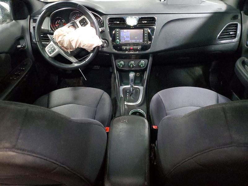 Photo 8 from auction – 2012 CHRYSLER 200 TOURIN with VIN 1C3CCBBGXCN283237