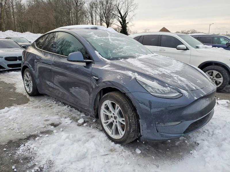 Photo 4 from auction – 2021 TESLA MODEL Y with VIN 5YJYGDEE8MF085123