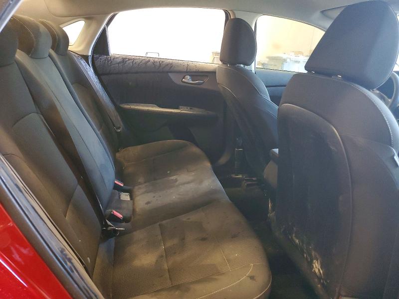 Photo 10 from auction – 2019 KIA FORTE FE with VIN 3KPF24AD0KE061372