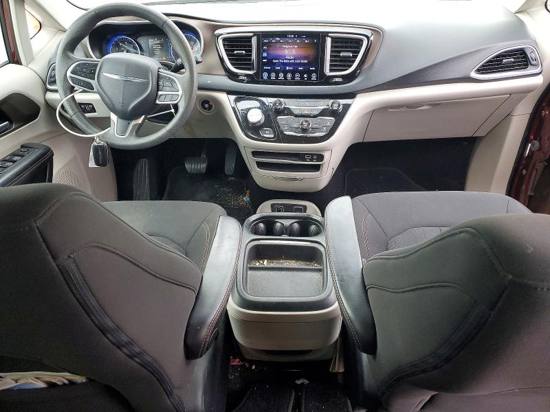 Photo 8 from auction – 2017 CHRYSLER PACIFICA T with VIN 2C4RC1BG9HR785263