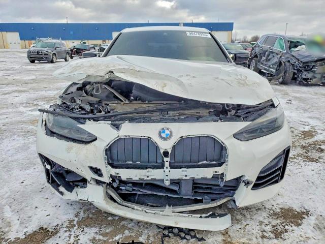 Photo 5 from auction – 2022 BMW M440XI GRA with VIN WBA13AW08NFM73249