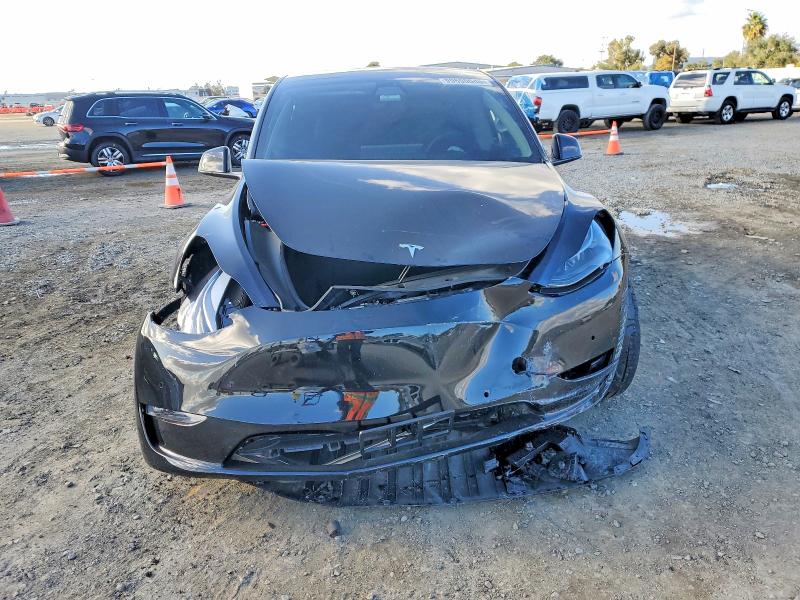 Photo 5 from auction – 2022 TESLA MODEL Y with VIN 7SAYGDEFXNF346085