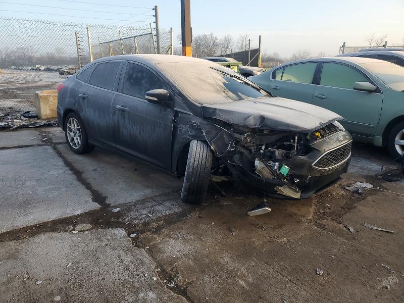 Photo 4 from auction – 2015 FORD FOCUS SE with VIN 1FADP3F22FL376087