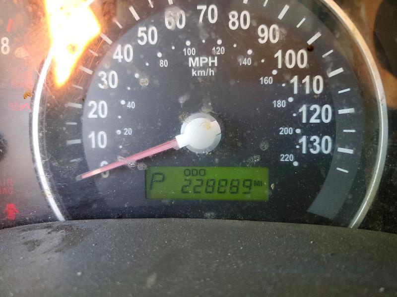 Photo 9 from auction – 2006 KIA SEDONA EX with VIN KNDMB233166092643