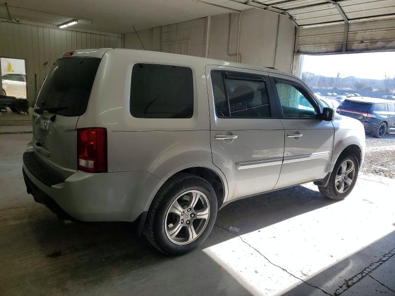 Photo 3 from auction – 2014 HONDA PILOT with VIN 5FNYF3H51EB015912
