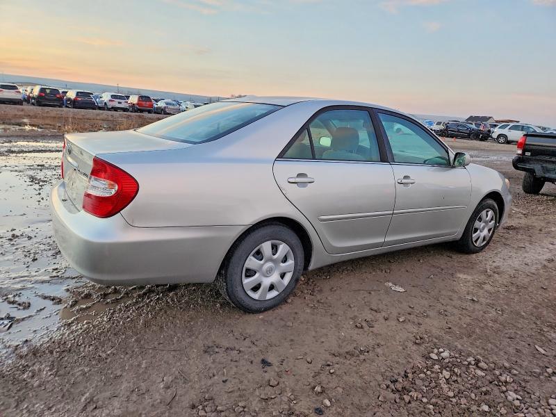 Photo 3 from auction – 2002 TOYOTA CAMRY LE with VIN 4T1BE32K82U632018