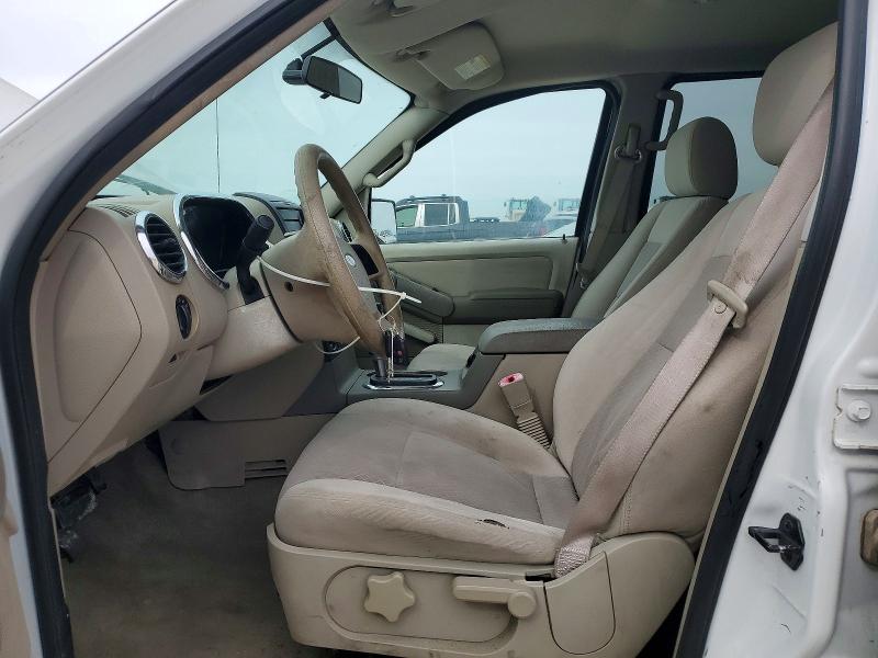 Photo 7 from auction – 2006 FORD EXPLORER X with VIN 1FMEU62E36UB51000