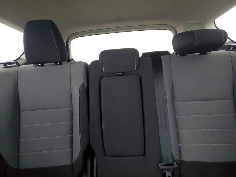 Photo 10 from auction – 2016 FORD ESCAPE SE with VIN 1FMCU0GX4GUC77740