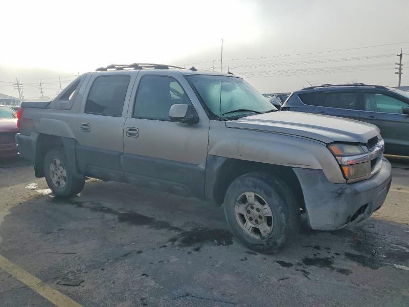 Photo 4 from auction – 2003 CHEVROLET AVALANCHE with VIN 3GNEK13T13G153439