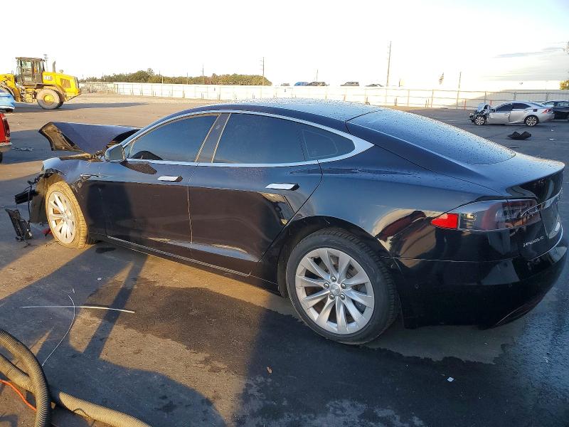 Photo 2 from auction – 2017 TESLA MODEL S with VIN 5YJSA1E27HF190771