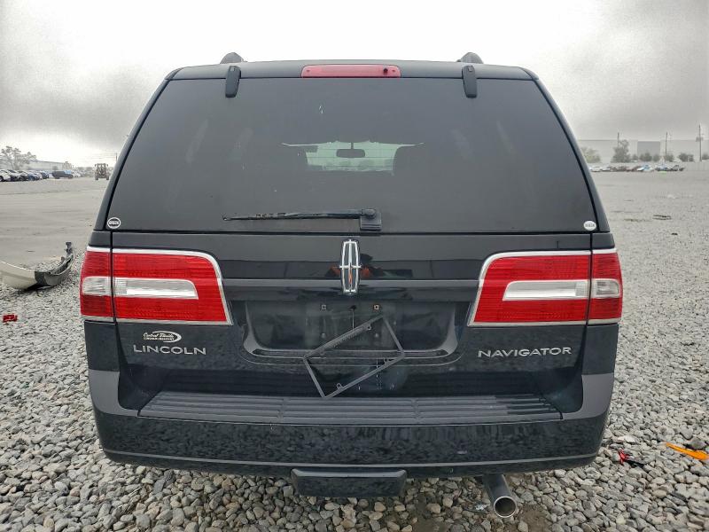 Photo 6 from auction – 2007 LINCOLN NAVIGATOR with VIN 5LMFU27547LJ04049