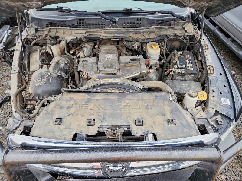 Photo 11 from auction – 2016 RAM 3500 SLT with VIN 3C63R3HL4GG105673