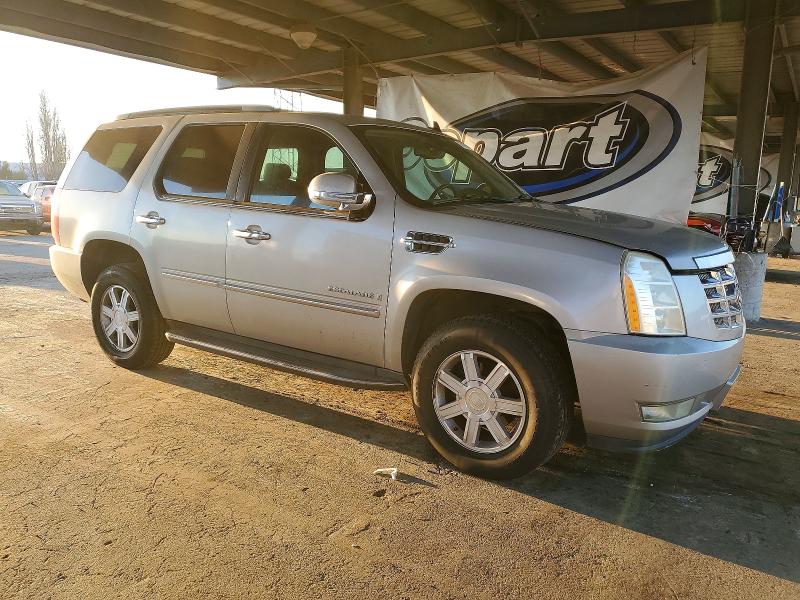 Photo 4 from auction – 2008 CADILLAC ESCALADE L with VIN 1GYFK63878R233352