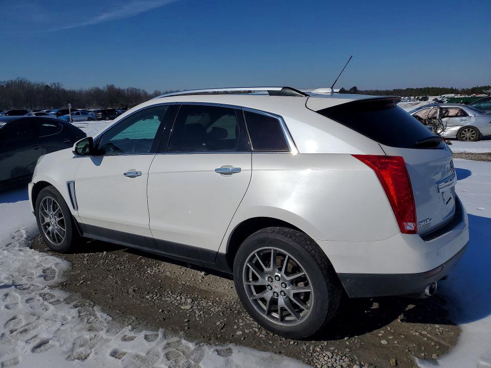 Photo 2 from auction – 2015 CADILLAC SRX LUXURY with VIN 3GYFNEE36FS606555
