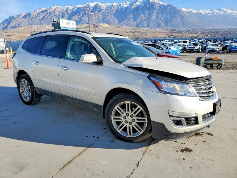 Photo 4 from auction – 2015 CHEVROLET TRAVERSE with VIN 1GNKRGKD1FJ261901