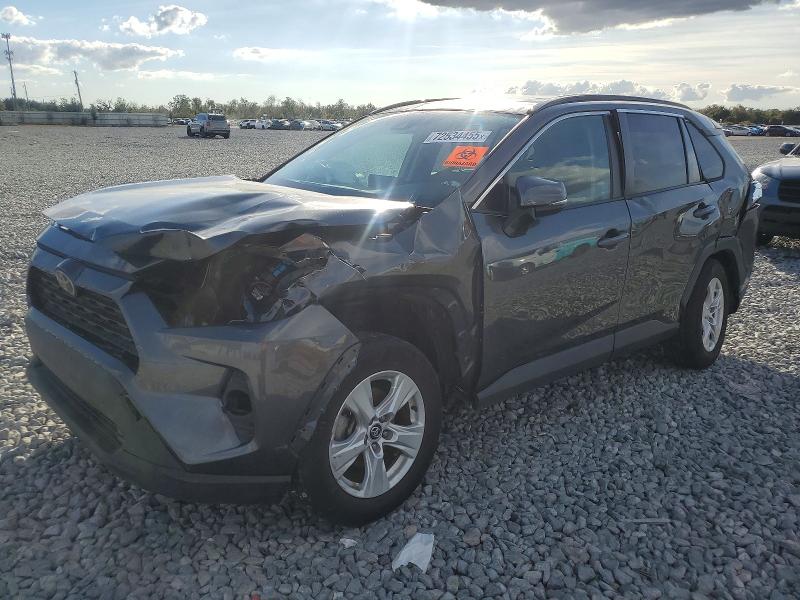 TOYOTA RAV4 2021 with VIN 2T3W1RFV9MC098737 - Photo from auction
