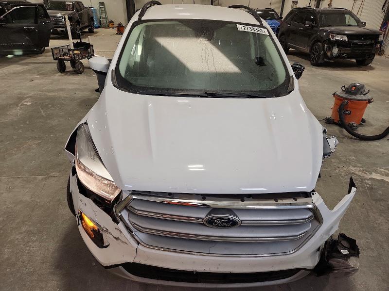 Photo 5 from auction – 2018 FORD ESCAPE SE with VIN 1FMCU0GD5JUC50351