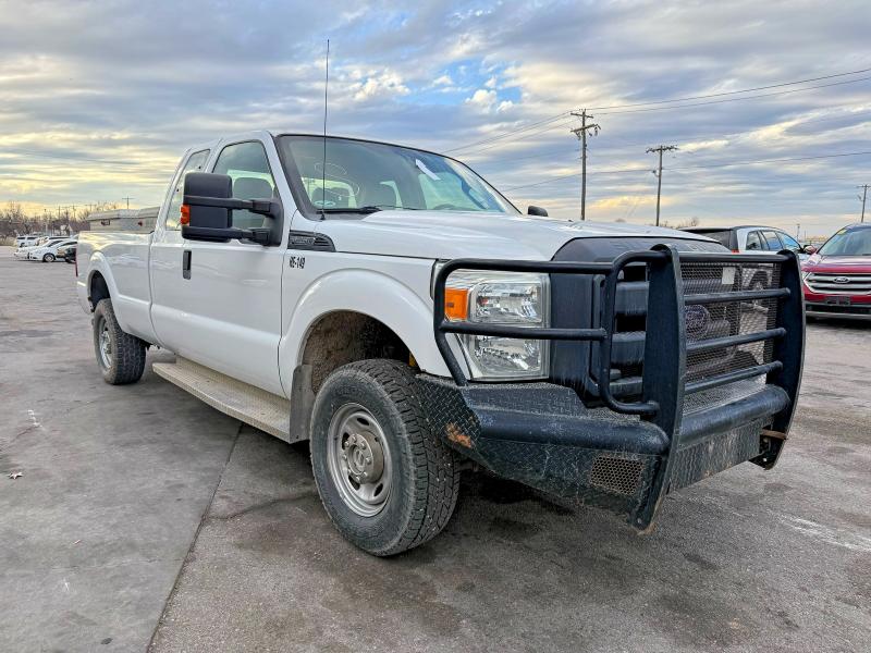 FORD F250 SUPER 2015 with VIN 1FT7X2B6XFEC90850 - Photo from auction